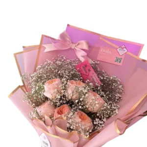 Ramo de rosas inglesas con jarrón